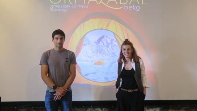 Andoni Ormazabal eta Maialen Fidalgo, aurkezpen ekitaldian. / Asier Zaldua Andoni Ormazabal eta Maialen Fidalgo, aurkezpen ekitaldian.