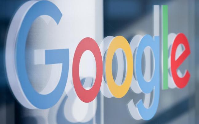 Google estudia cobrar a los usuarios por el uso de servicios de búsqueda gestionados por la Inteligencia Artificial.