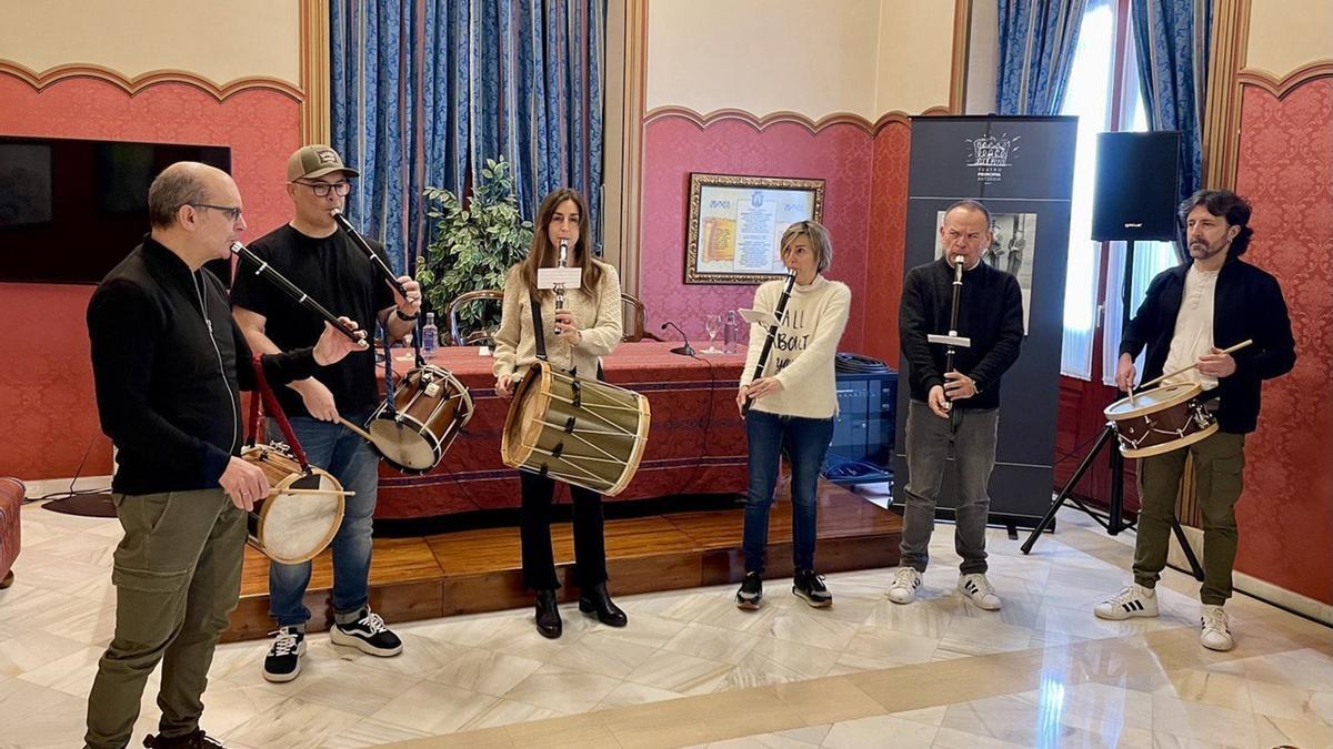 Gasteizko Udal Txistulari Bandak dantzaldi eta kalejira bana eskainiko ditu urtea hasteko.