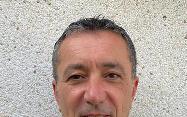 José Luis Sanz José Luis Sanz