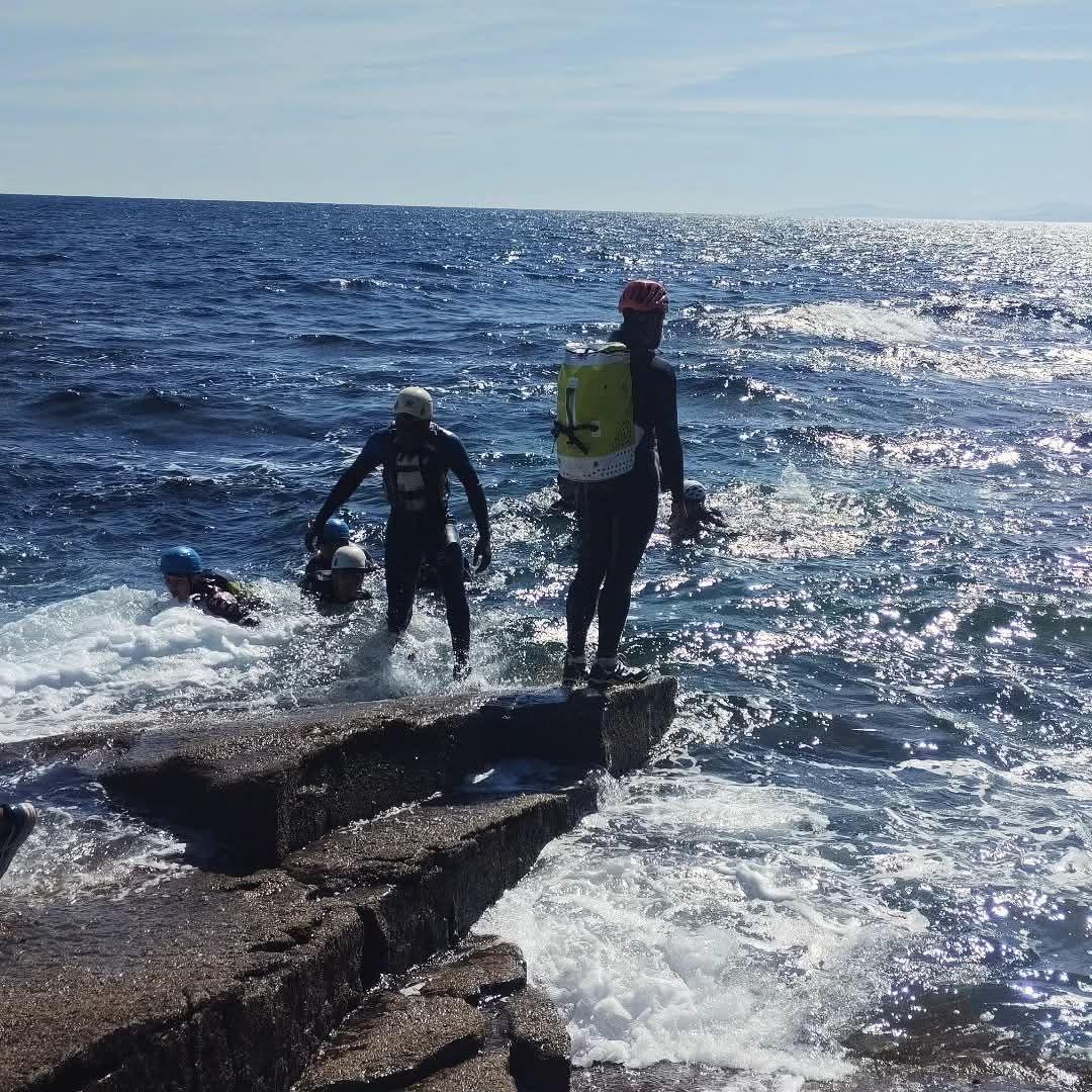 'Coasteering' en Leaktibai.