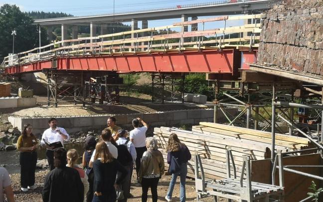 Representantes de la Associació Víctimes Mortals DANA 29-O visitan varias zonas del valle del Ahr alemán, anegado por las inundaciones en 2021 / CEDIDA ASSOCIACIÓ VÍCTIMES MORTALS DANA 29-O Representantes de la Associació Víctimes Mortals DANA 29-O visitan varias zonas del valle del Ahr alemán, anegado por las inundaciones en 2021