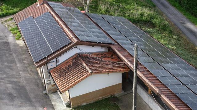 Infraestructura fotovoltaica de la comunidad energética de Sojo en Ayala