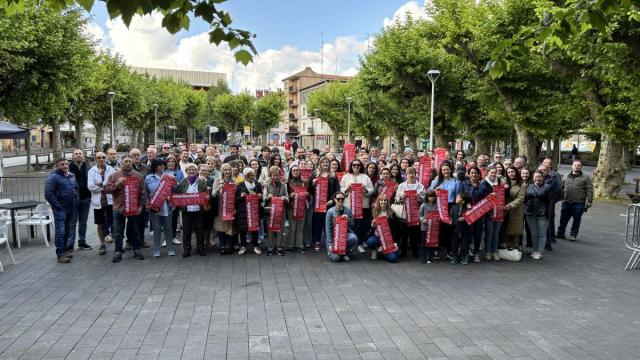 La presentación de la 26ª edición del Alardealdia ha tenido lugar esta tarde en la plaza Urdanibia.