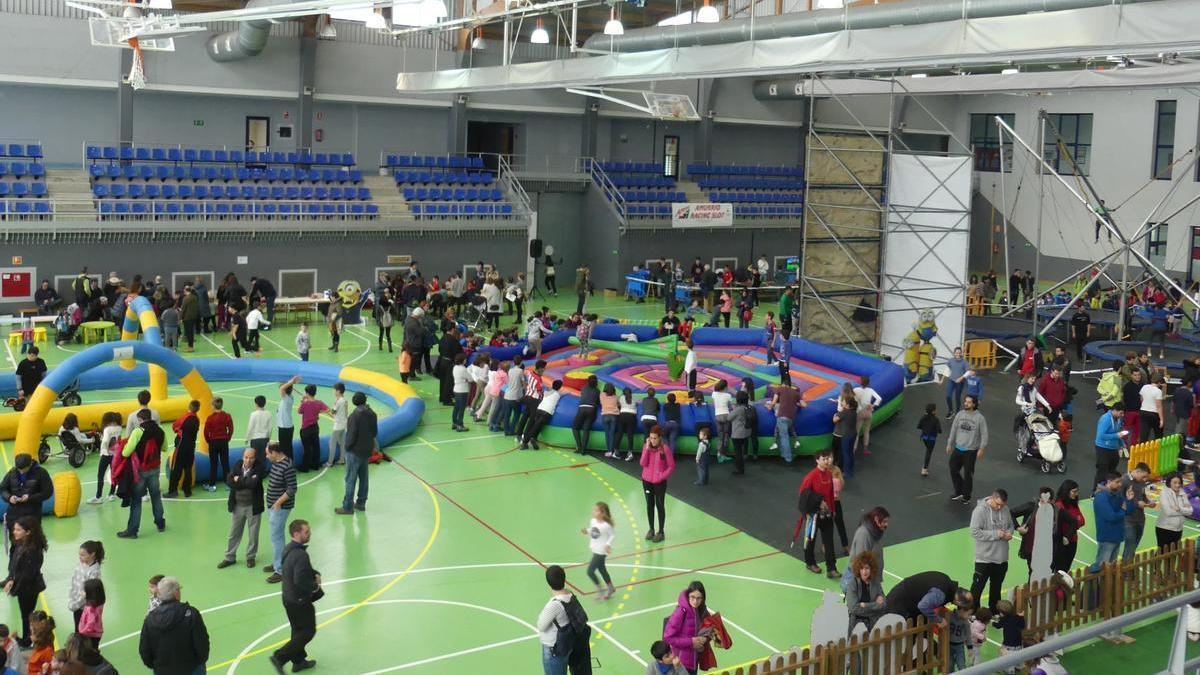 PIN en el polideportivo Bañueta de Amurrio