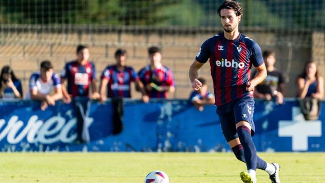 Cubero en un partido con el Eibar. SD EIBAR