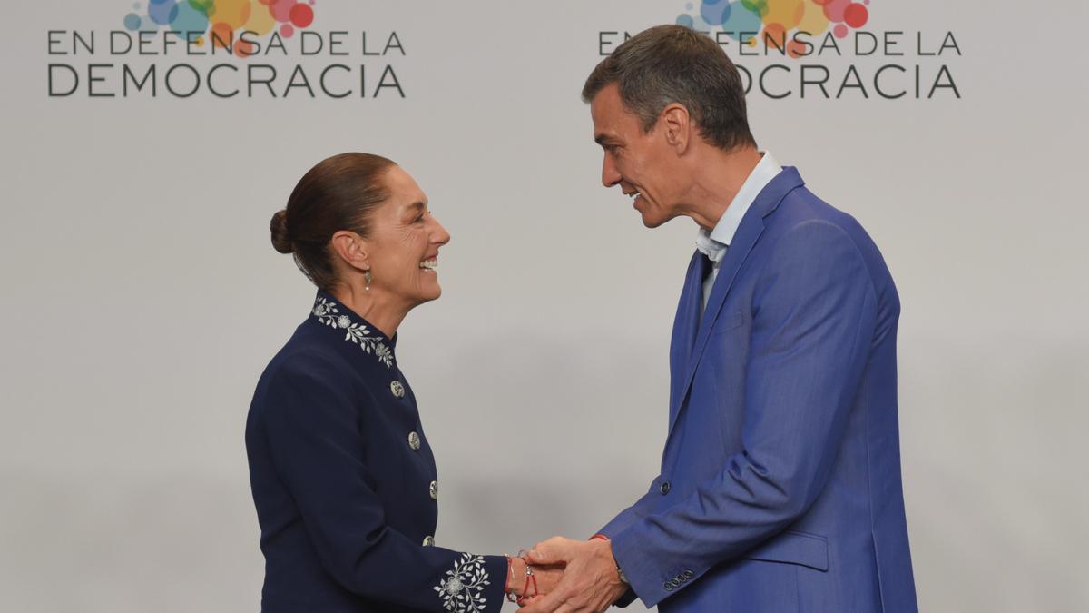 La presidenta de México, Claudia Sheinbaum, y el presidente del Gobierno español, Pedro Sánchez.