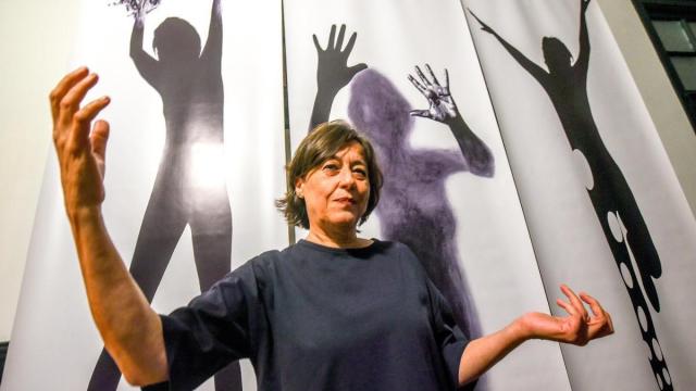 La artista Sonia Rueda, autora de la exposición "Burubero (zutik)" / Jose Mari Martínez La artista Sonia Rueda, autora de la exposición "Burubero (zutik)"