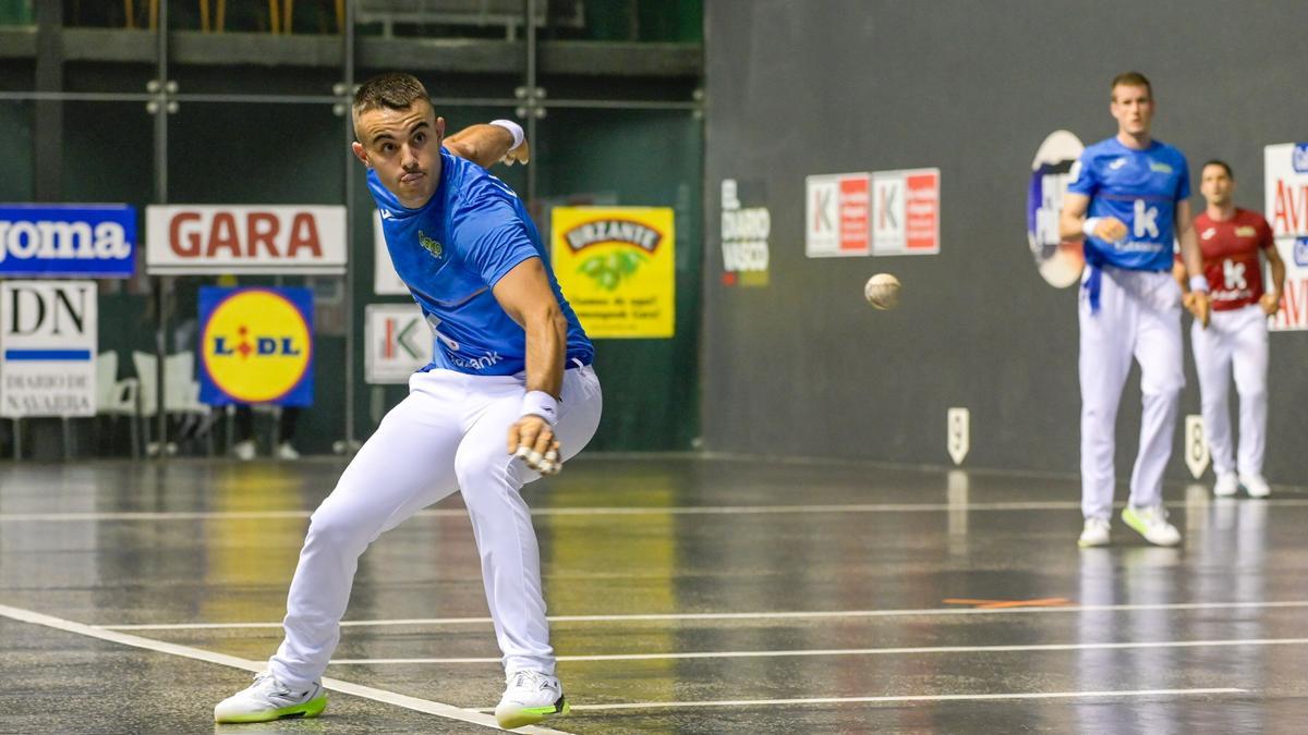 Larrazabal-Mariezkurrena II superan a Laso-Albisu en la tercera jornada del Campeonato de Parejas.