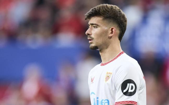 El futbolista del Sevilla FC Kike Salas. / EP El futbolista del Sevilla FC Kike Salas.