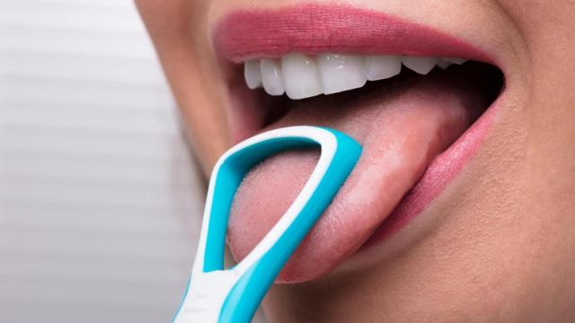 Un limpiador específico para la lengua. / Freepik Un limpiador específico para la lengua.