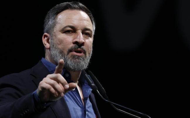 Abascal, durante el acto público en el que ha sido reelegido presidente de Vox. / EFE Abascal, durante el acto público en el que ha sido reelegido presidente de Vox.