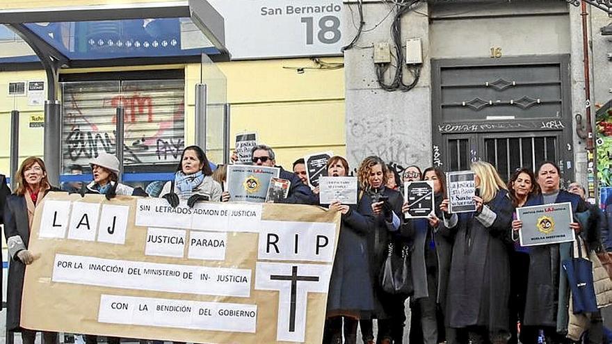 Concentración de los Letrados ante el Ministerio de Justicia.