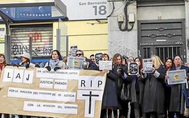 Concentración de los Letrados ante el Ministerio de Justicia.