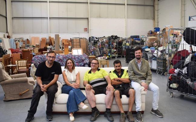 Trabajadores y responsables de la planta de Urnieta