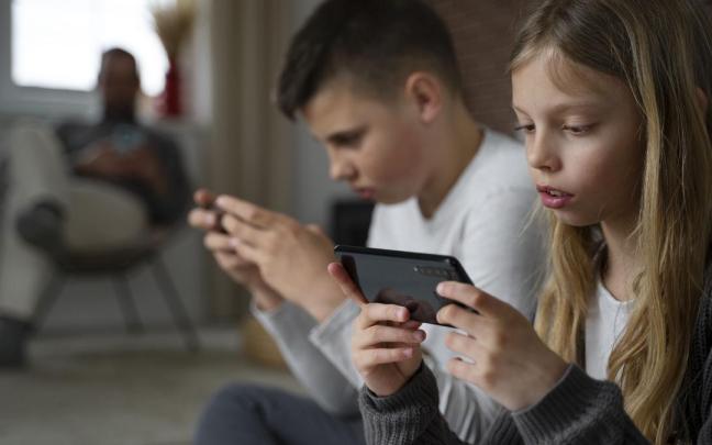 Un 33% de los menores sufren contactos de adultos con intenciones sexuales. / R.O. Un 33% de los menores sufren contactos de adultos con intenciones sexuales.