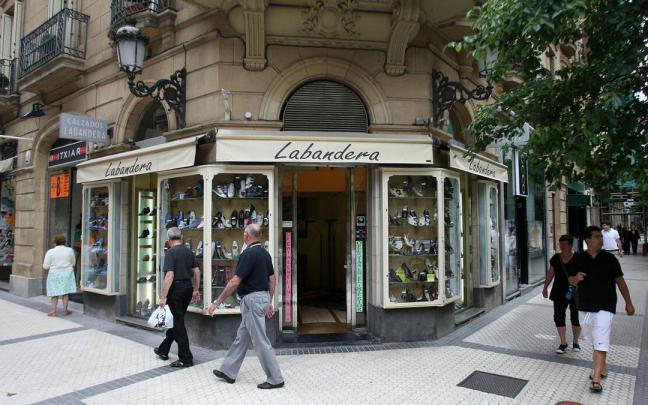 Una zapatería tradicional del centro donostiarra. Una zapatería tradicional del centro donostiarra.