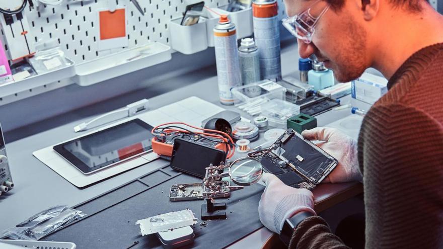 Los reparadores y los consumidores tendrán mejor acceso a repuestos, herramientas e información.