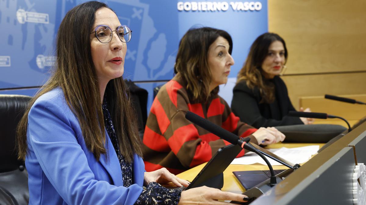 La consejera de Educación, Begoña Pedrosa, en la presentación del Programa de Bachillerato Internacional.