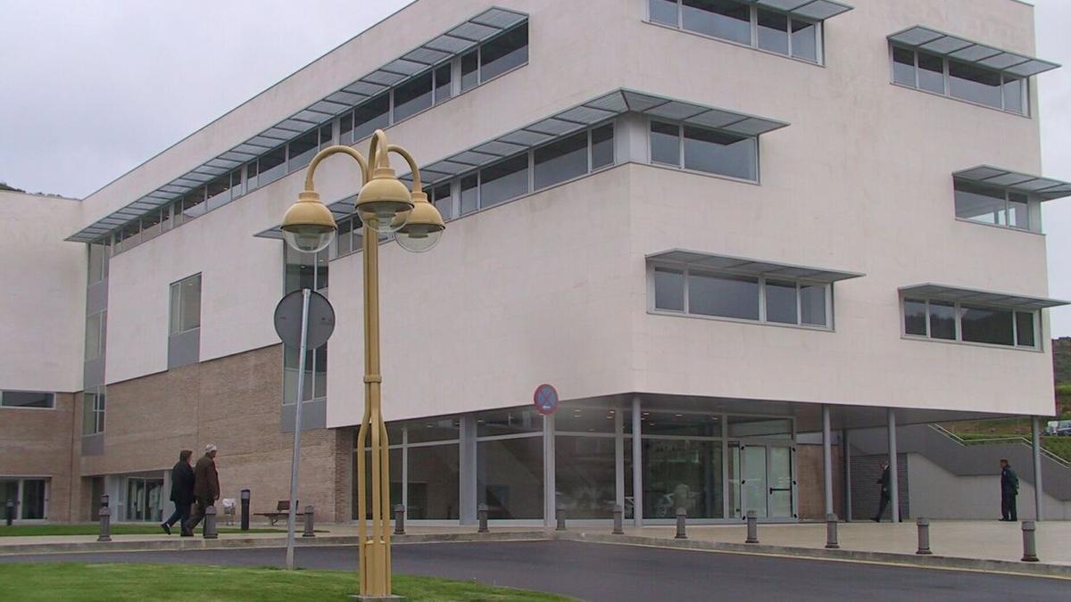 Imagen de archivo de la fachada del Hospital García Orcoyen de Estella-Lizarra.