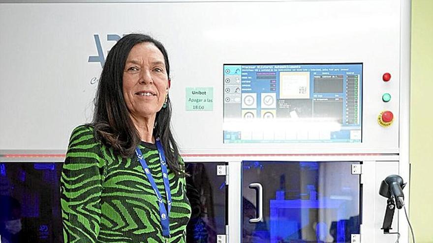 Lola Martínez, jefa de sección del Servicio de Farmacia de la OSI Araba. | FOTO: JORGE MUÑOZ
