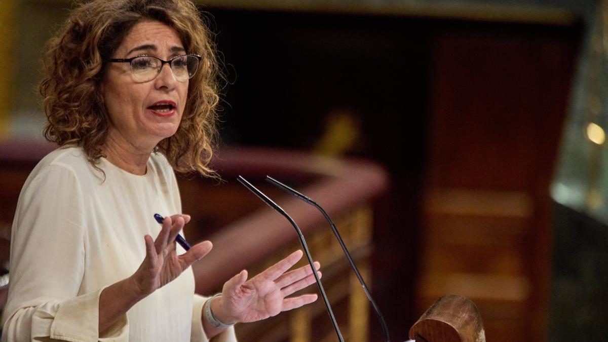 María Jesús Montero interviene en el Congreso.
