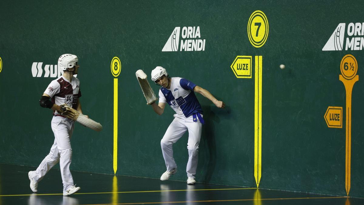 Imanol Ansa vence a Javier Urriza en la semifinal del Individual de remonte.