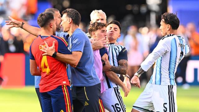 La rabia y la frustración terminaron por hacer estallar a Argentina en cuanto sonó el pitido final en el césped del MetLife Stadium.