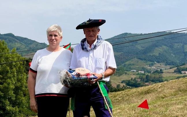 Karlos Ardanza y su perro Mnedi fueron los ganadores