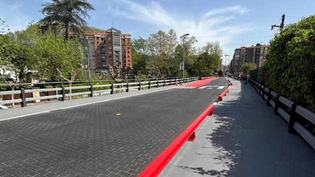 La reurbanización de la calle Txomin Egileor ya ha finalizado