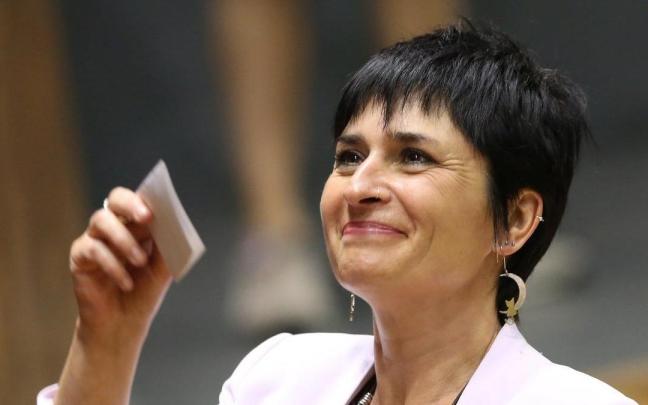 Laura Aznal, candidata de EH Bildu a la presidencia de Navarra. Laura Aznal, candidata de EH Bildu a la presidencia de Navarra.
