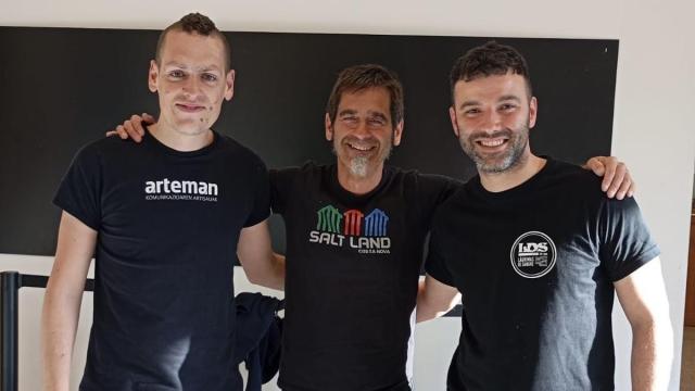 Beñat Abasolo, Anakotz Lasarte y Mikel y Mikel Serrato