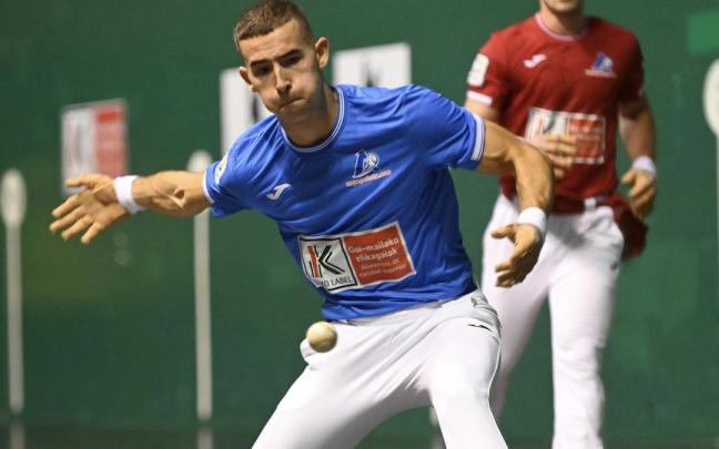 Xabier Rekalde, semifinalista del Cuatro y Medio Serie B.