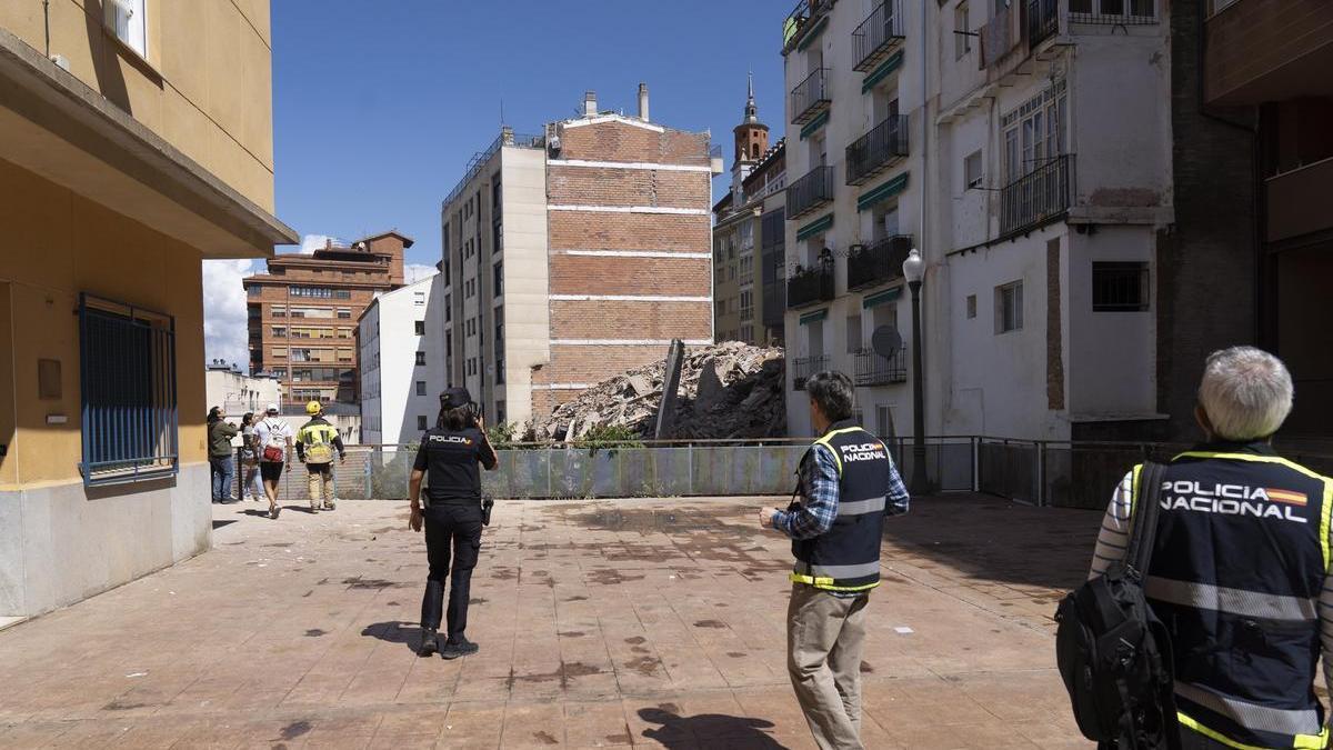 Los escombros del edificio de Teruel tras el derrumbe.