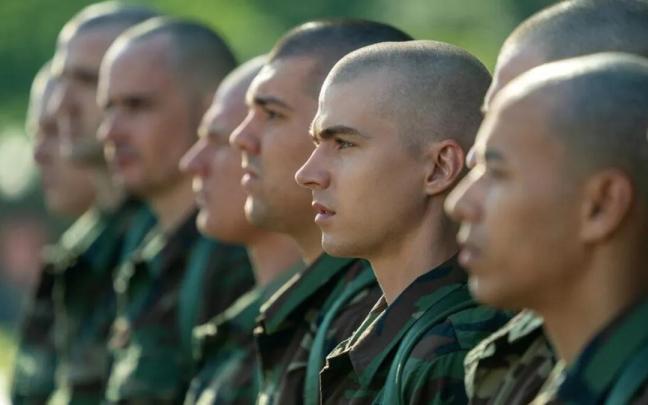 Una escena de la serie ‘Reclutas’