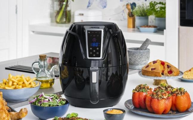 Freidora de aire en uso