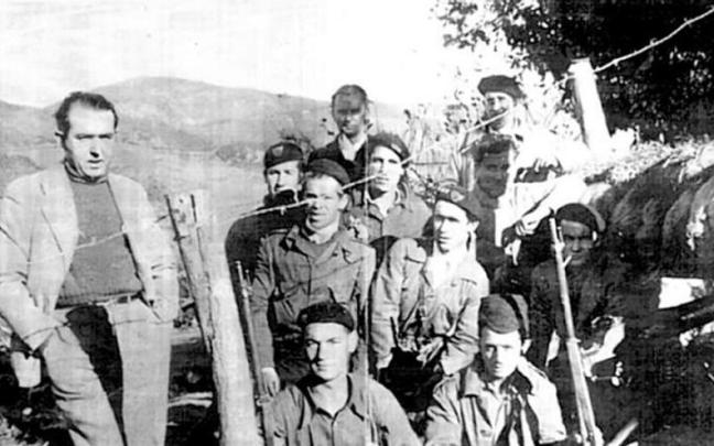 Combatientes en la batalla del Monte Saibi. / Sabino Arana Fundazioa. Combatientes en la batalla del Monte Saibi.
