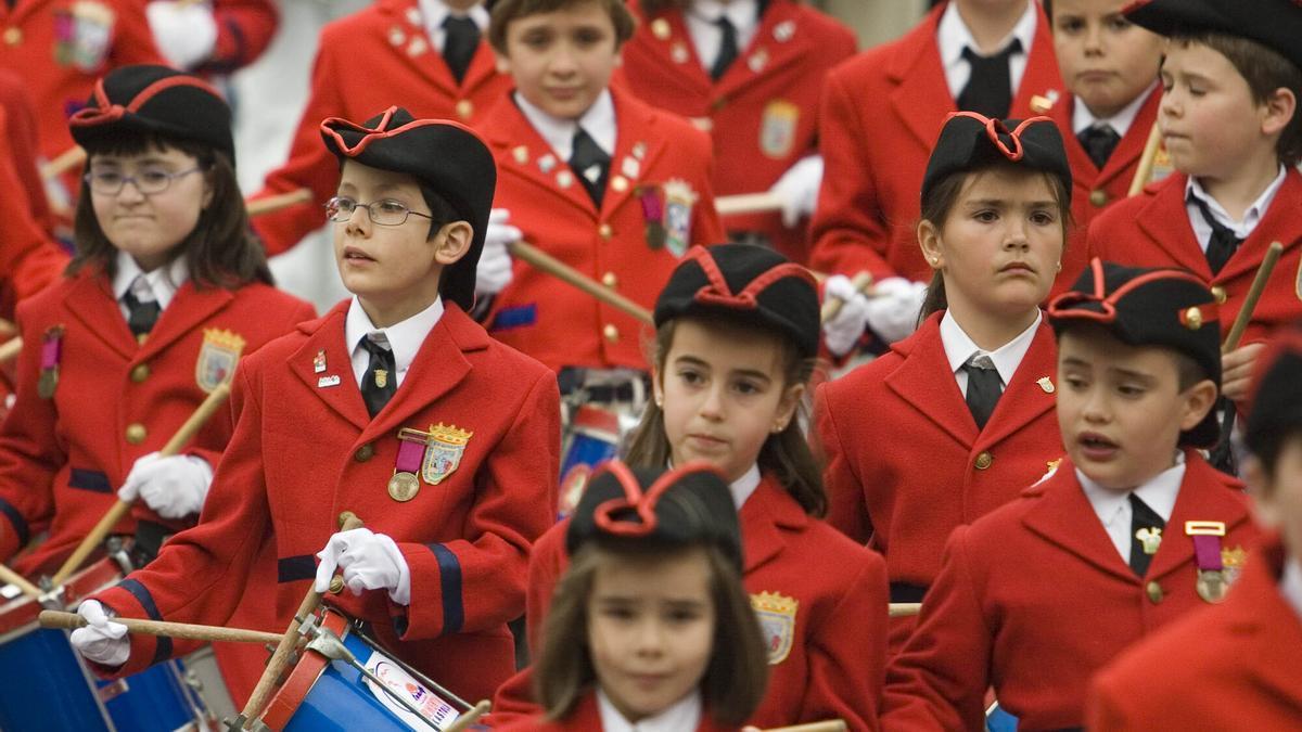 Tamborrada Infantil de San Prudencio celebrada en 2022 en Gasteiz. Foto: Asier Bastida Hurtado