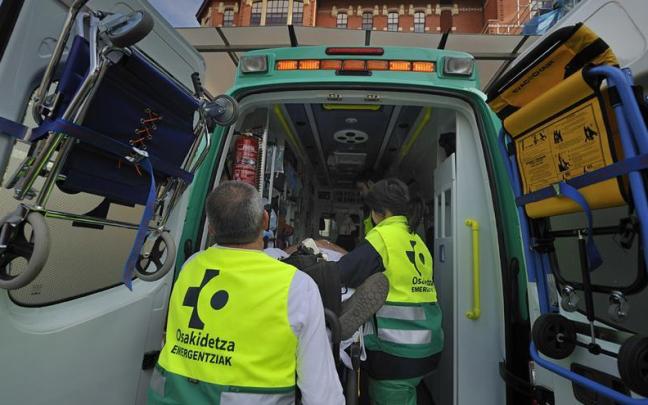 Ambulancia de Osakidetza.