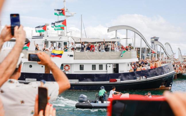 Despedida a la Global Sumud Flotilla en el Puerto de Barcelona