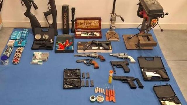 Armas intervenidas en Mérida.