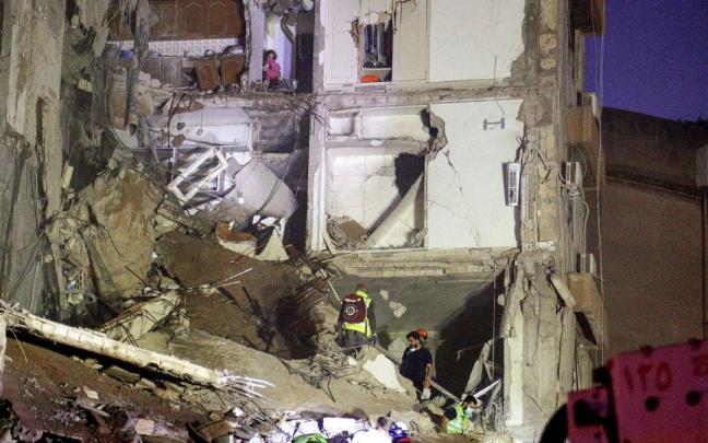 Ataque israelí en un edificio de Beirut.