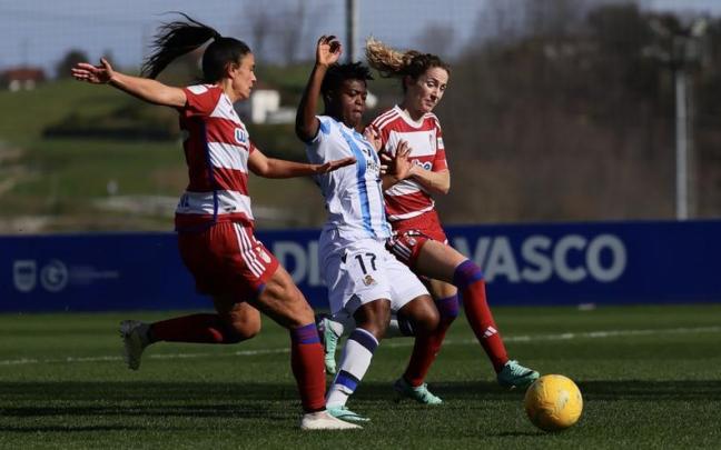 Jacqueline, en el duelo ante el Granada. / N.G.