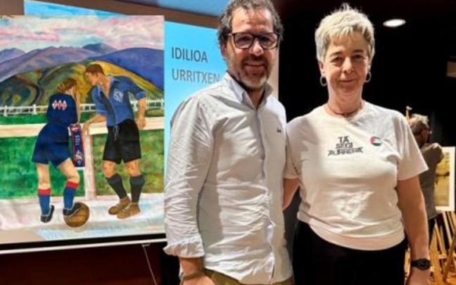 Jon Larrea, presidente del Amorebieta junto a la ganadora Esther Diana Artabe