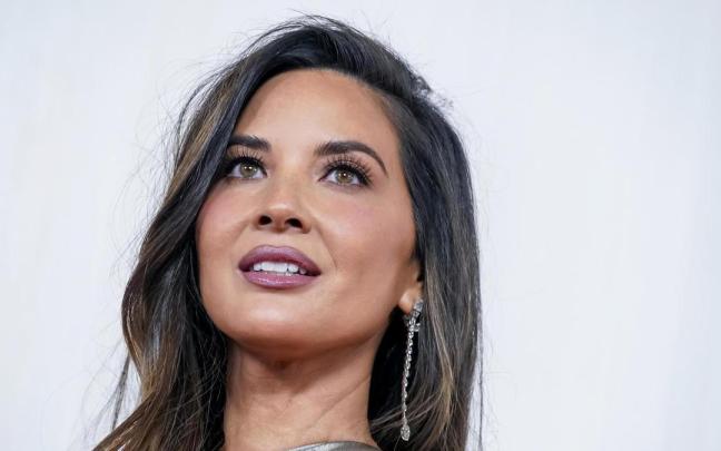 Olivia Munn en los Oscar 2024.