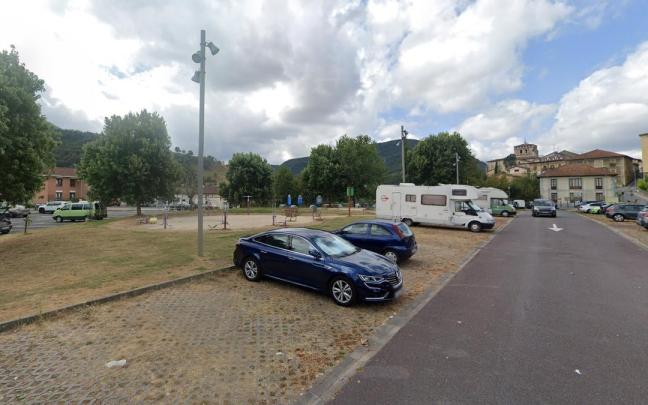 Vista de Geltoki Plaza donde se construirá el nuevo centro de día de Artziniega