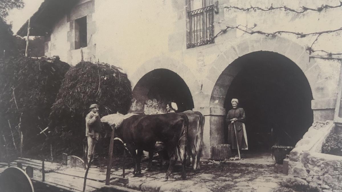 Los caseríos también son protagonistas en el archivo