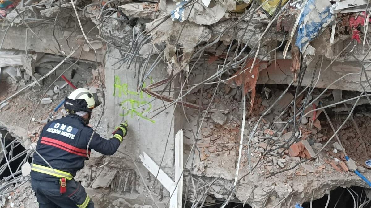 Un bombero de Acción Norte en Turquía