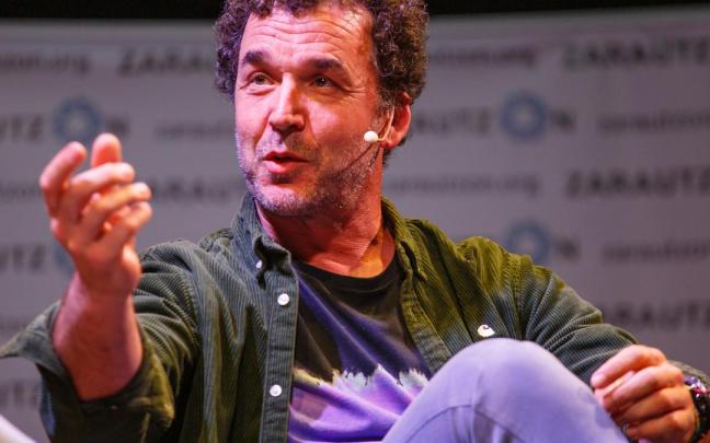 Ibon Gaztañazpi en el coloquio que hubo después de la proyección del documental 'Errio' en Modelo.