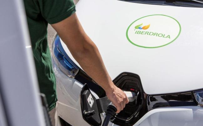 Iberdrola contará en Madrid con la electrolinera más potente del Estado, con 47 puntos de recarga. / EP Iberdrola contará en Madrid con la electrolinera más potente del Estado, con 47 puntos de recarga.